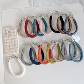 ins简约高级感格纹毛绒短绳手腕带手机壳挂绳短款 手绳ccd相机手提