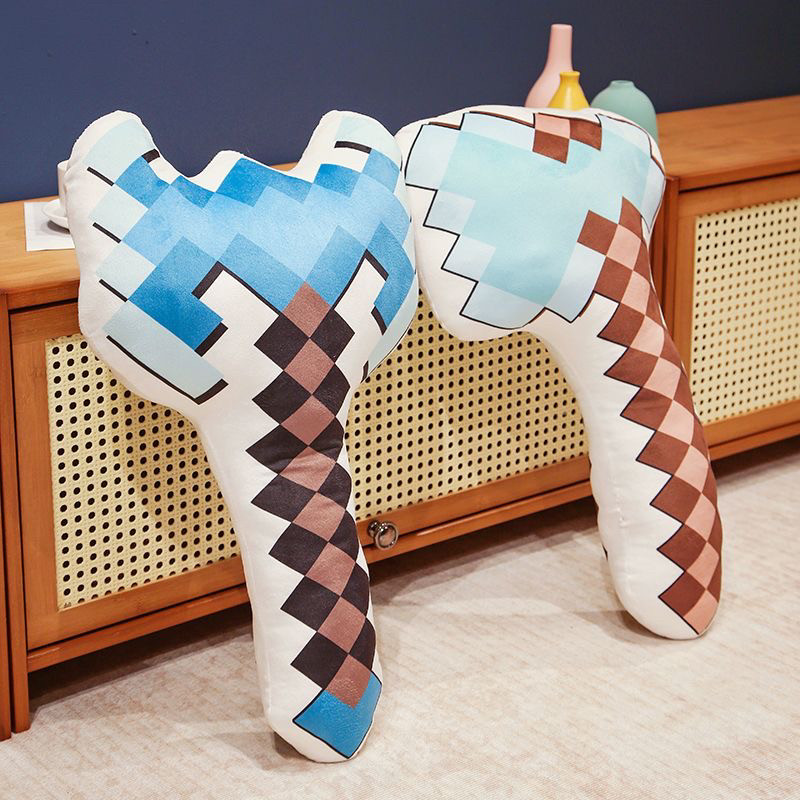 我的世界武器抱枕游戏周边MC蓝色毛绒玩具兵器武器抱枕礼物钻石