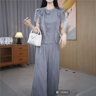 【艾丝琪】夏季新款女装轻薄透气短款上衣+裤子休闲两件套装M-4XL