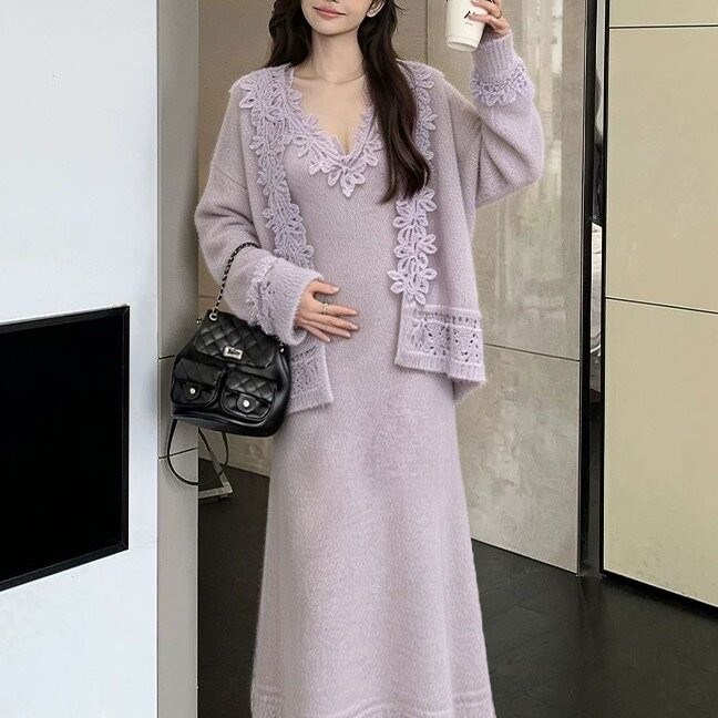 蕾丝花边V领吊带针织长裙配镂空蕾丝边开衫两件套装秋冬时尚穿搭