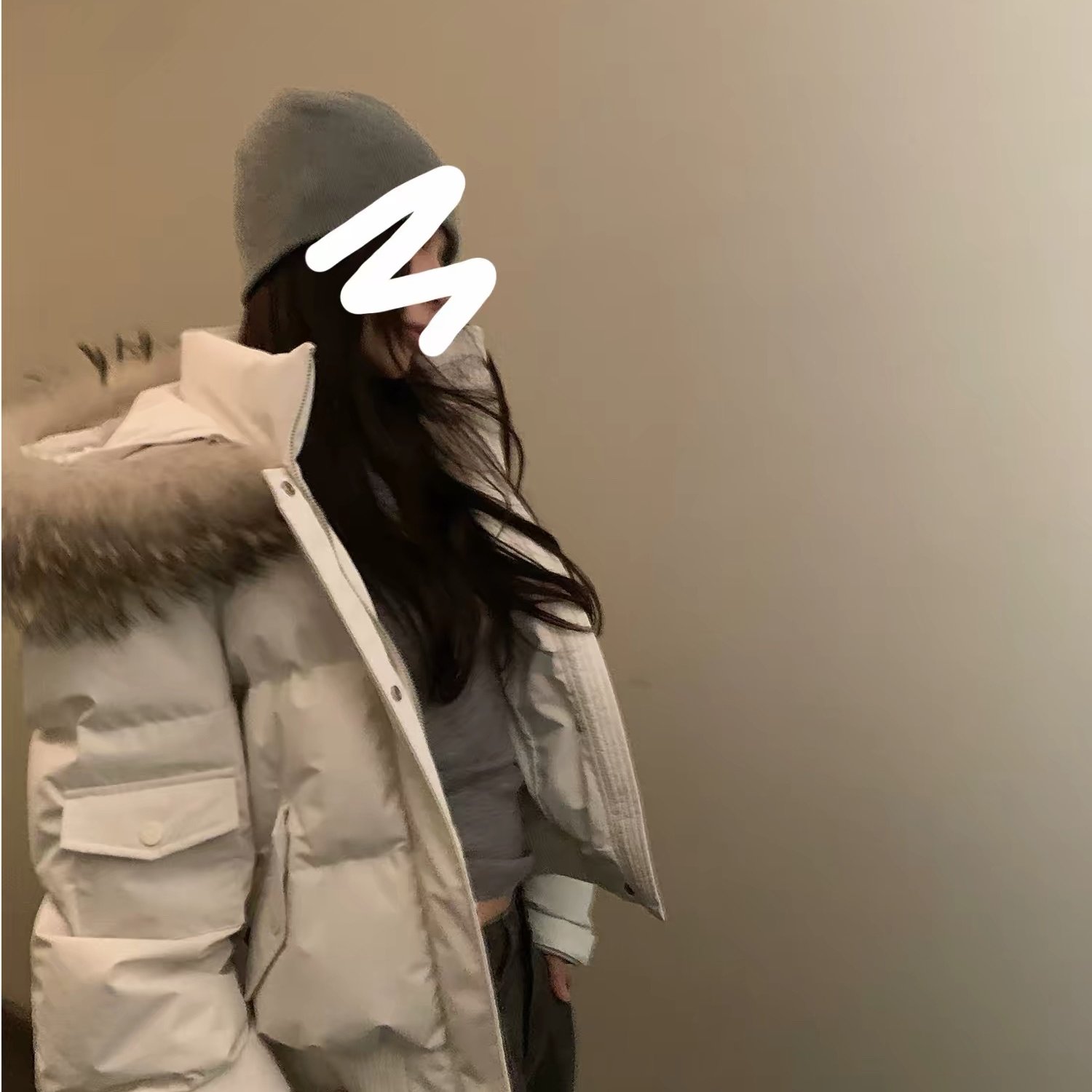 SUNONEONE 雪域山境貉子毛毛领短款派克服羽绒服女冬季加厚外套图片