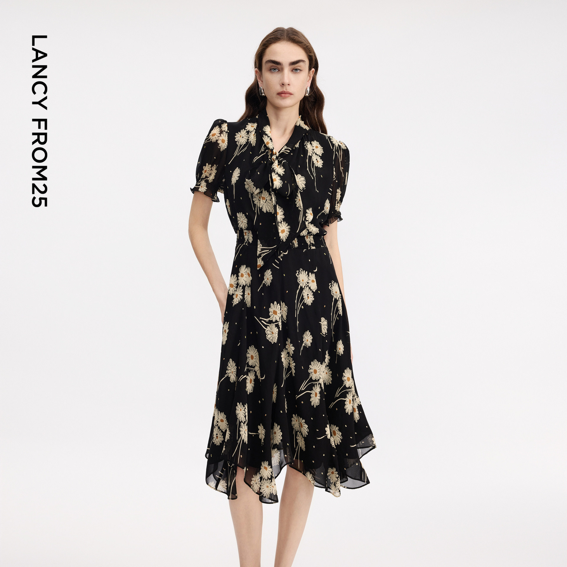 朗姿雏菊印花飘带领设计感连衣裙优雅气质收腰裙子2026年夏季新款