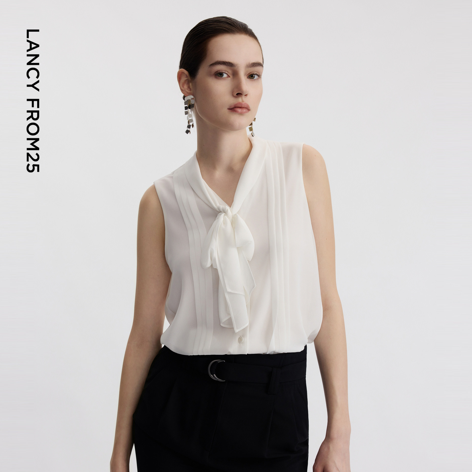 朗姿法式雪纺衫气质休闲小衫无袖短款上衣衬衣女夏季新款白衬衫