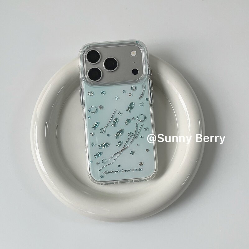 向日的浆果ins韩系小众夏日清爽海洋蓝色小鱼水母插画适用苹果17