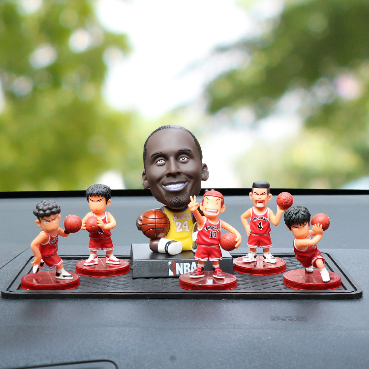 科比汽车摆件nba篮球摇头公仔 詹姆斯灌篮高手车载车内装饰品创意