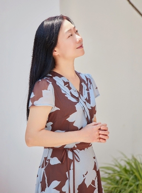 丹同款琳丹乐2025新品蓝花双绉连衣裙58107