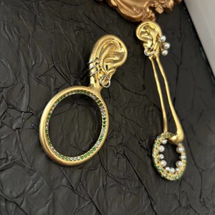 Schiaparelli 超现实主义法国高定款耳饰，精致浪漫