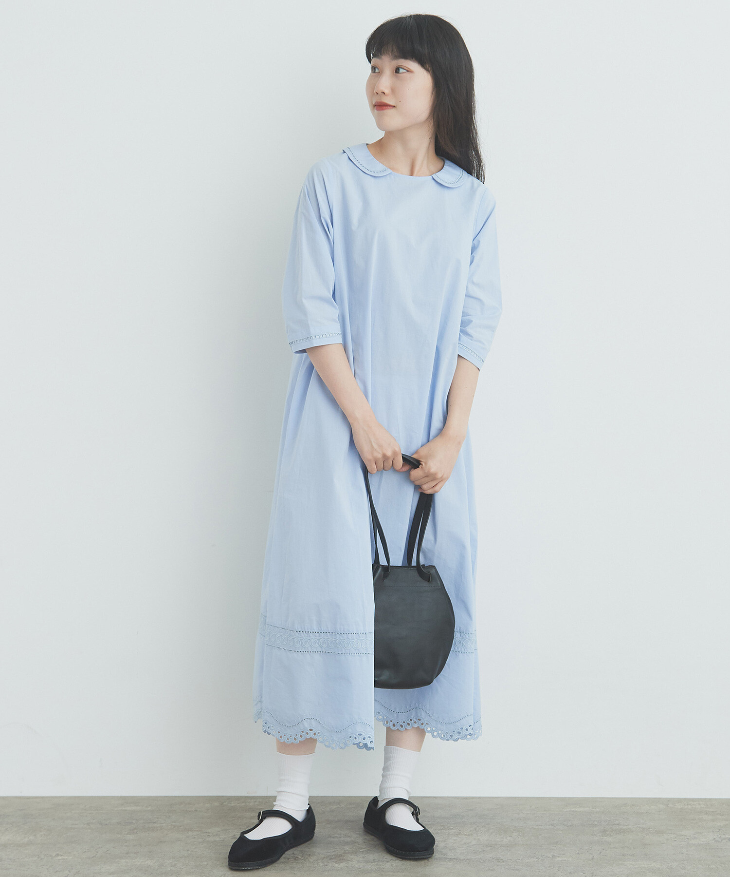 日代 bulle de savon lace dress 24SS 宽松纯色娃娃领蕾丝连衣裙