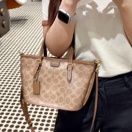 香港真皮小托特包包女2026新款时尚菜篮子包复古手提包单肩斜挎包