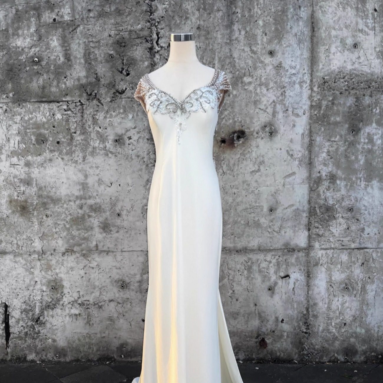 重工奢华高定复古希腊爱琴海奢华手工满钉珠露背鱼尾婚纱礼服显瘦