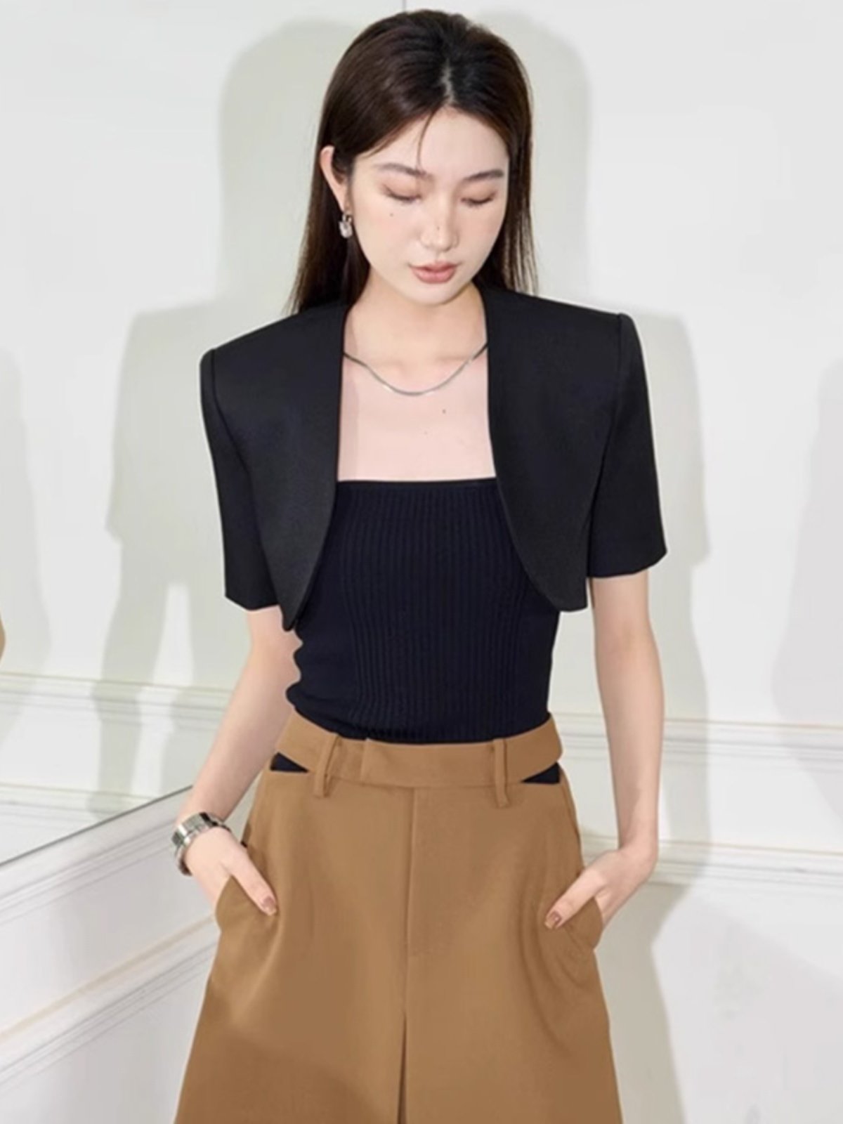 小坎肩西服披肩无领短袖西装外套罩衫短款夏季配吊带裙子外搭开衫图片