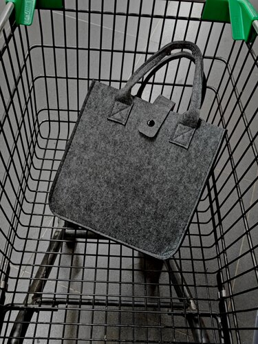 一嘉潮牌简约高级灰毛毡手提包女2024新款时尚小方包大容量通勤包