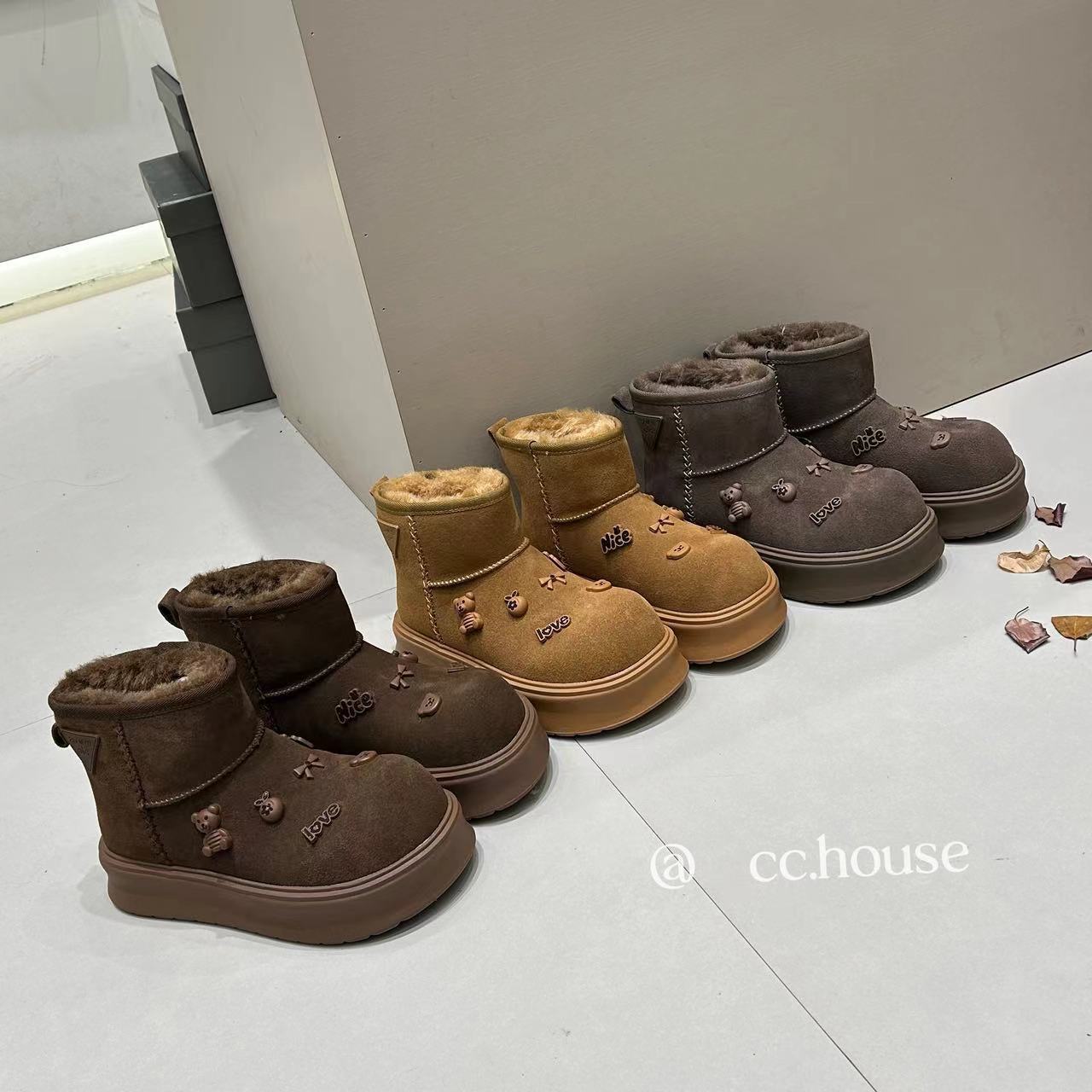 头层牛皮大头雪地靴女款2025冬季新款加绒加厚东北防滑雪地鞋