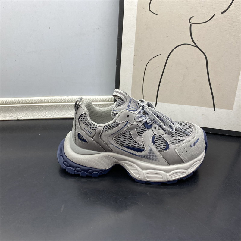 断码处理真皮老爹鞋女