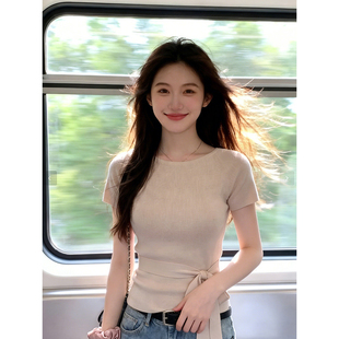 韩系chic粉色绑带正肩短袖t恤女夏绝美巨好看的冰丝针织短款上衣