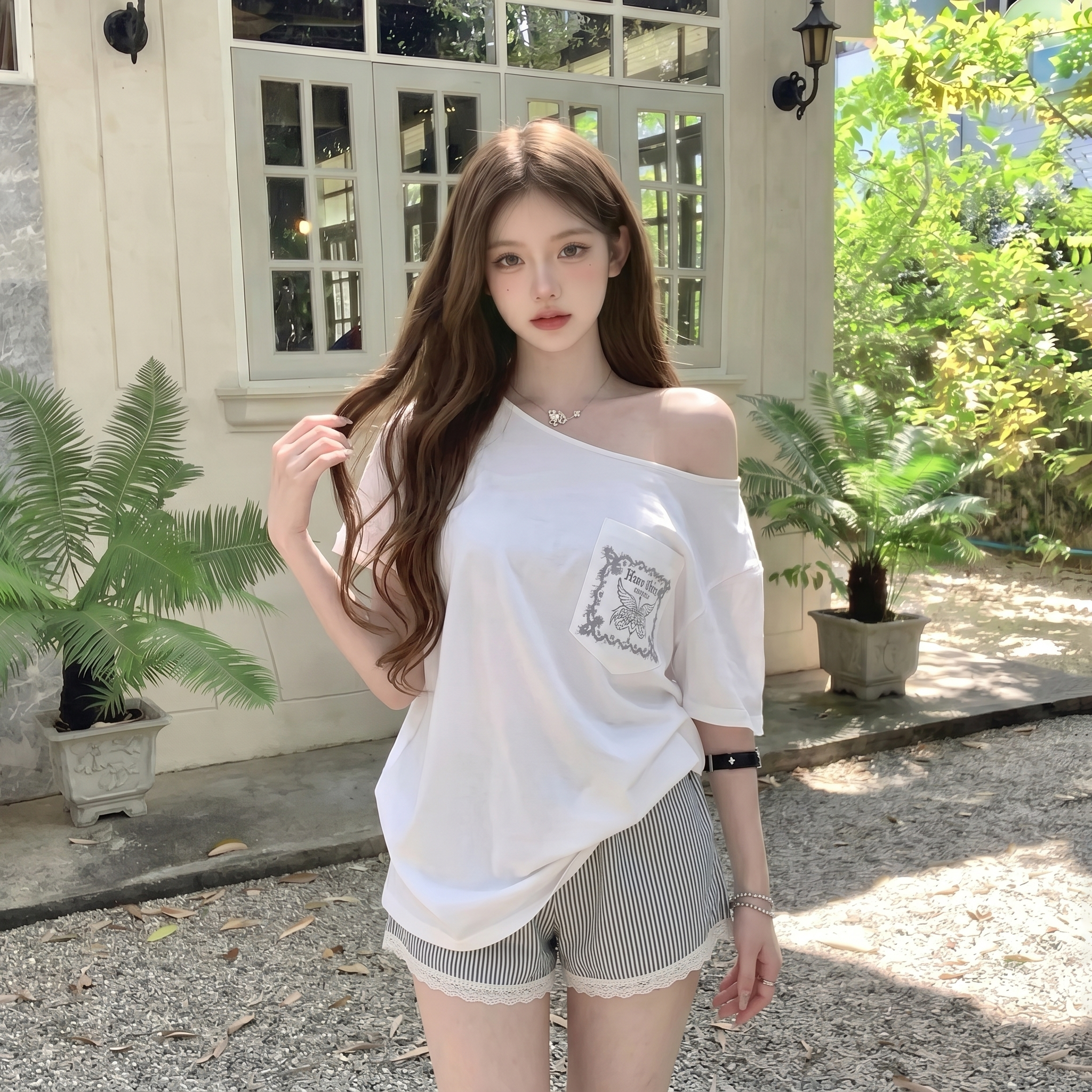 夏季新款斜肩口袋白色印花T恤通勤休闲风百搭露肩辣妹修身上衣女