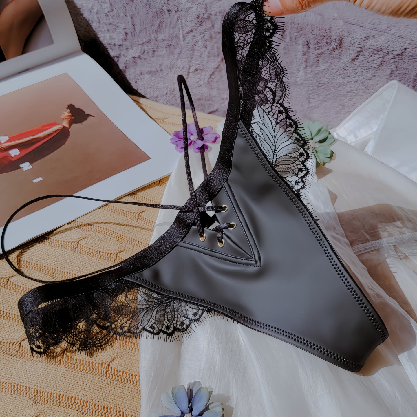 意大利奢~磨砂哑光PU皮内裤女性感蕾丝系带女丁字裤低腰无痕T裤,女士内衣/男士内衣/家居服,女丁字裤,淘宝优惠券,粉丝福利购,淘宝优惠卷