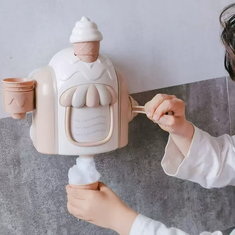 韩国仿真手动冰淇淋泡泡制造机儿童戏水玩具吹泡泡宝宝洗澡神器