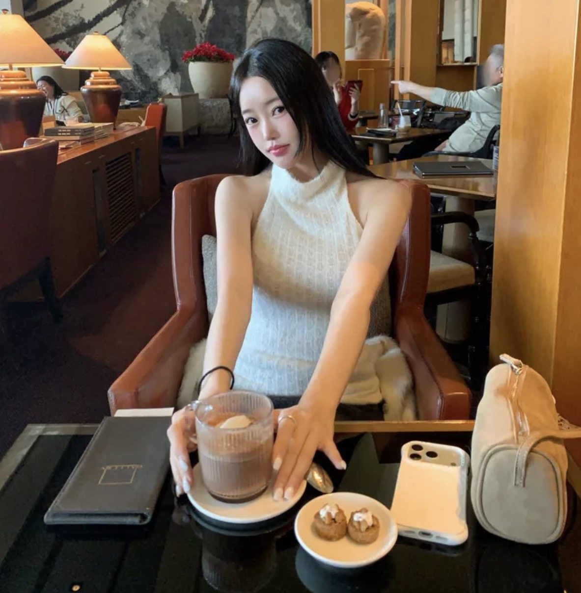 Shawne 25s冬新韩国正品代购小众个性花纹高领甜美毛茸茸针织背心