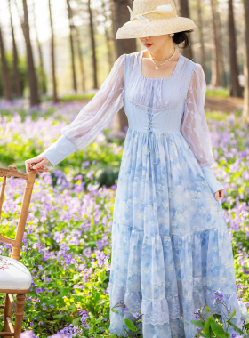 理想三旬女装《春日来信》复古蓝色碎花蕾丝拼接大裙摆连衣裙长裙