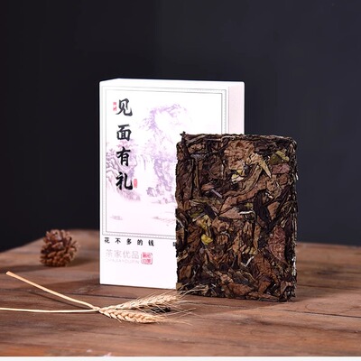 2018年政和白茶老白茶高山寿眉茶砖100g浓香型见面有礼