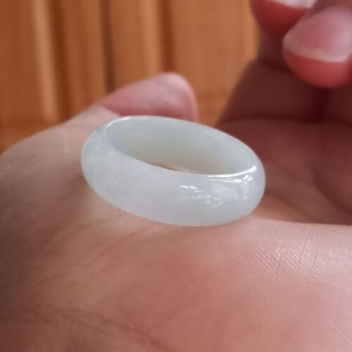 天然翡翠正品A货戒指女款白色指环精美浅绿缅甸老坑糯种玉石戒指