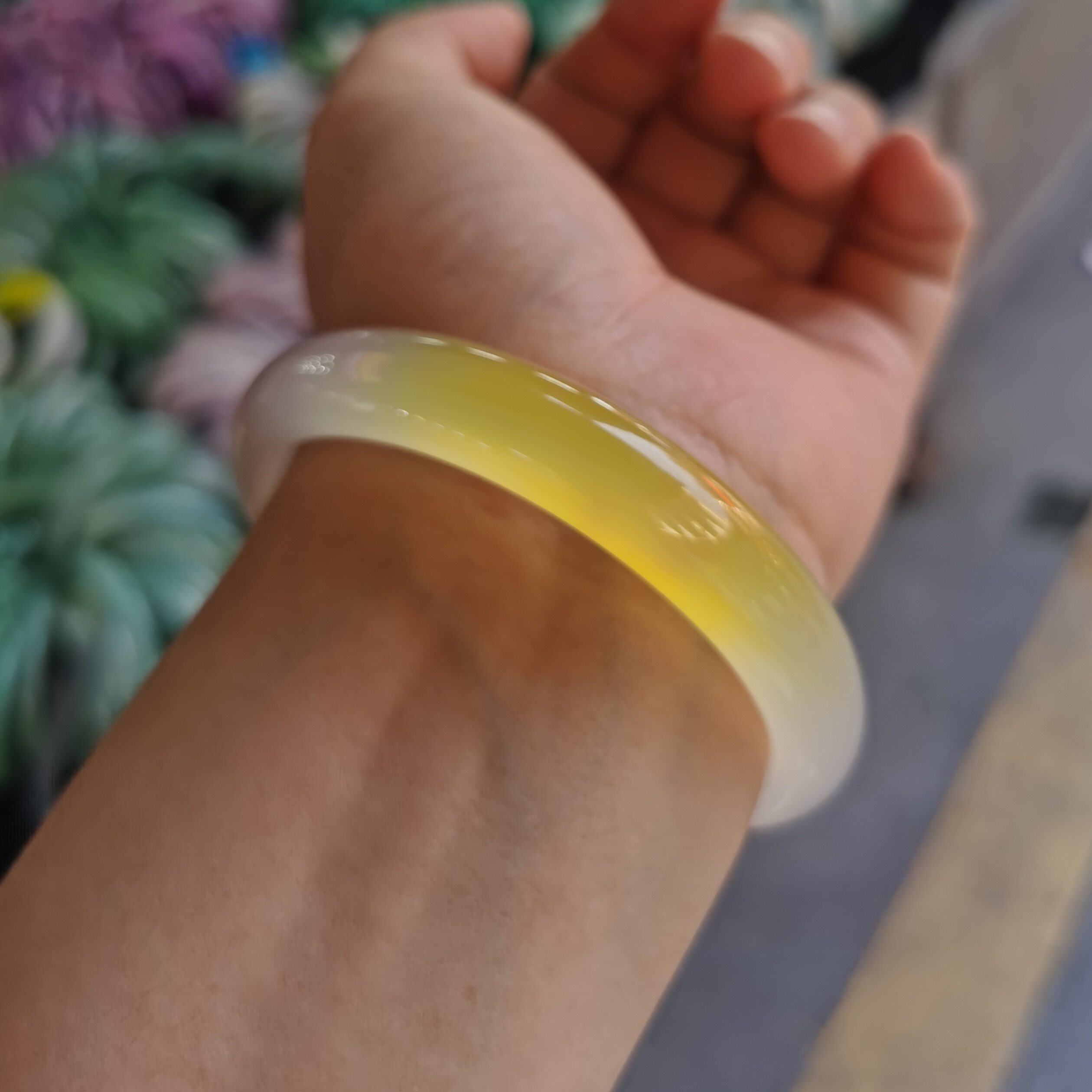 一口糖玛瑙手镯女款冰种黄色玉髓高冰透新中式镯子送女友生日礼物