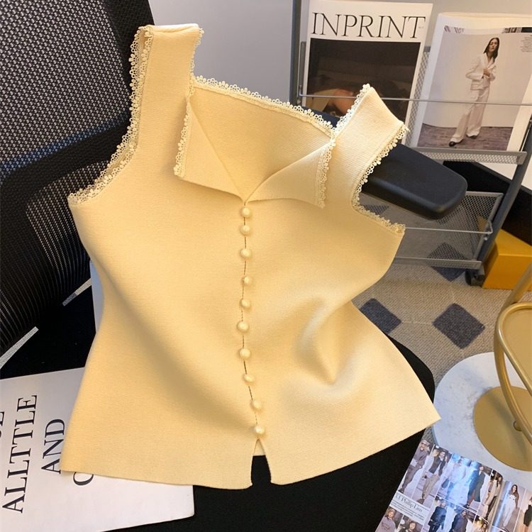 白色翻领针织马甲女2025夏款高级感背心法式蕾丝拼接挖肩小上衣服