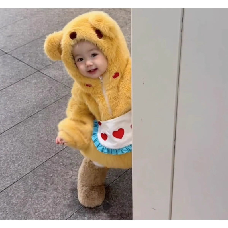 宝宝外套2025秋冬新款儿童黄油小熊毛绒保暖上衣婴儿衣服外出冬装