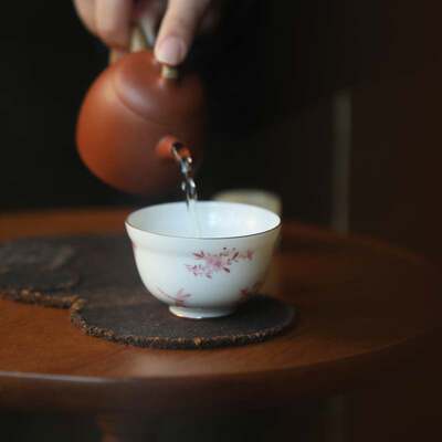 弥云草木间宝石红花卉草虫吾杯