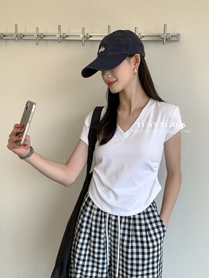 元熙3065-5韩系褶皱收腰V领正肩短袖T恤女2026夏新款修身显瘦上衣