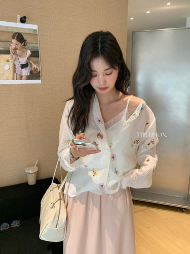 柠檬绿茶10607韩系肌理感刺绣防晒长袖衬衫女2026夏宽松显瘦上衣