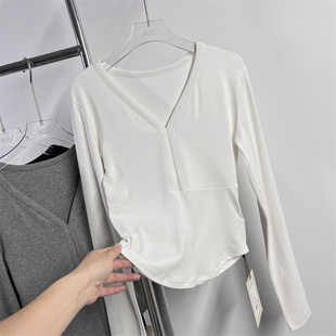 T恤内搭外穿上衣女 v领纯色简约休闲收腰显瘦长袖 元 熙6123春秋新款