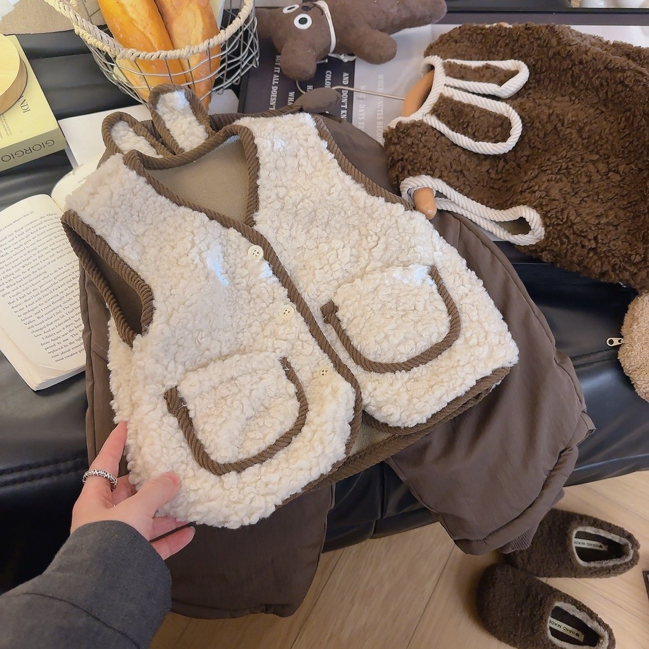 儿童新款马甲女童纯色休闲马甲男童春秋外穿加绒保暖时尚秋冬开衫,童装/婴儿装/亲子装,马甲,淘宝优惠券,粉丝福利购,淘宝优惠卷