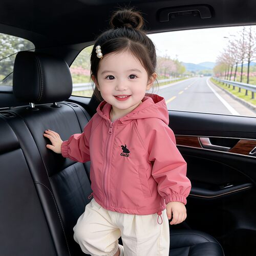 女宝韩系短款冲锋衣外套春秋季2026新款儿童洋气秋装女孩运动上衣