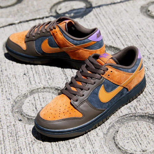 耐克Nike麂皮黑橙拼接复古板鞋