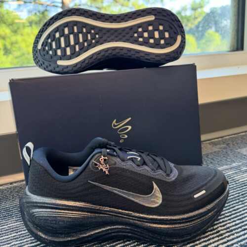 Nike耐克联名款黑金缓震男女跑鞋