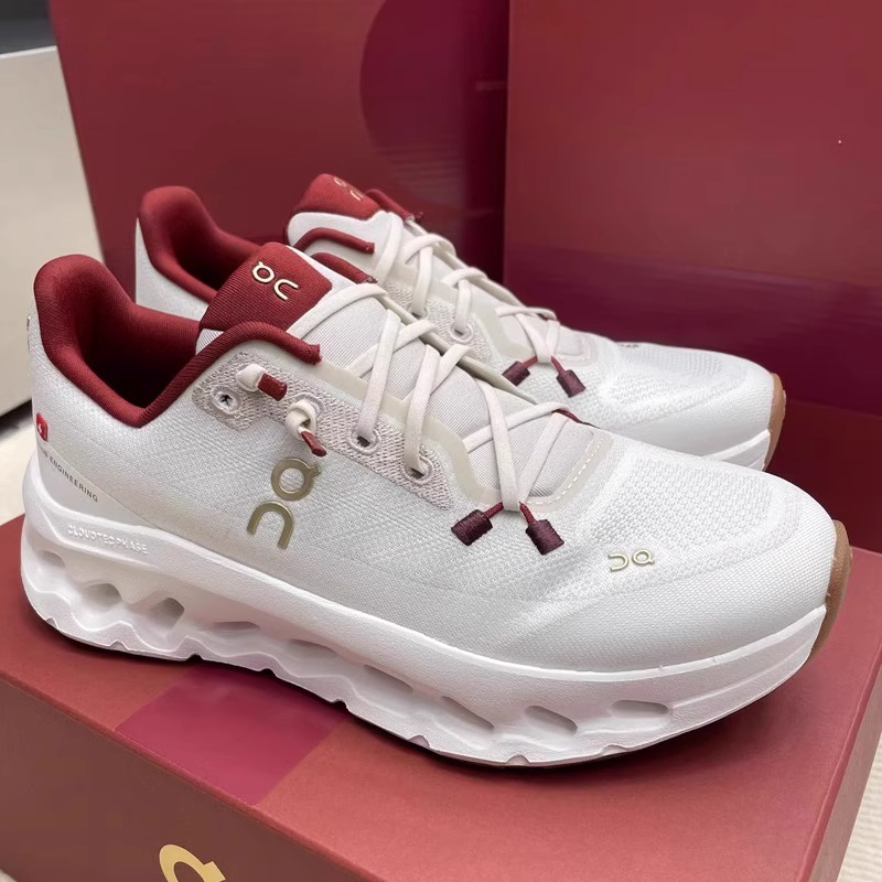 On防滑耐磨运动休闲跑步鞋