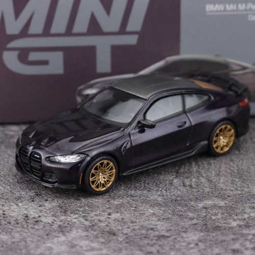 MINIGT164宝马M4M-版车模
