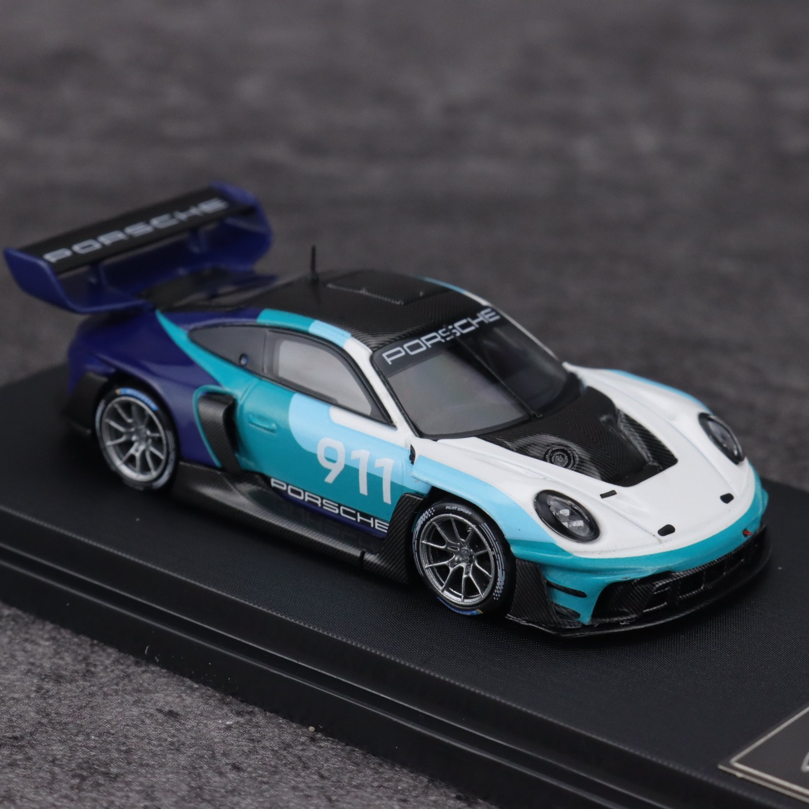 HKM 1:64 保时捷992 GT3 R Rennsport 蓝白 合金车模图片