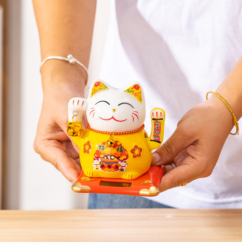 太阳能招财猫车载摆件
