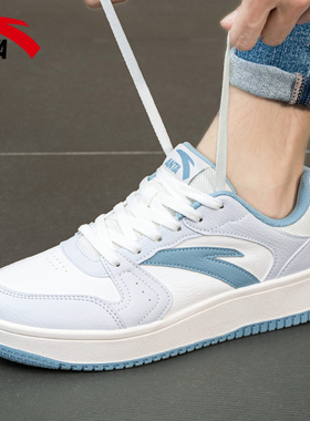 安踏板鞋灰色皮面男鞋2025新款秋冬男款白鞋休闲鞋子旗舰店运动鞋