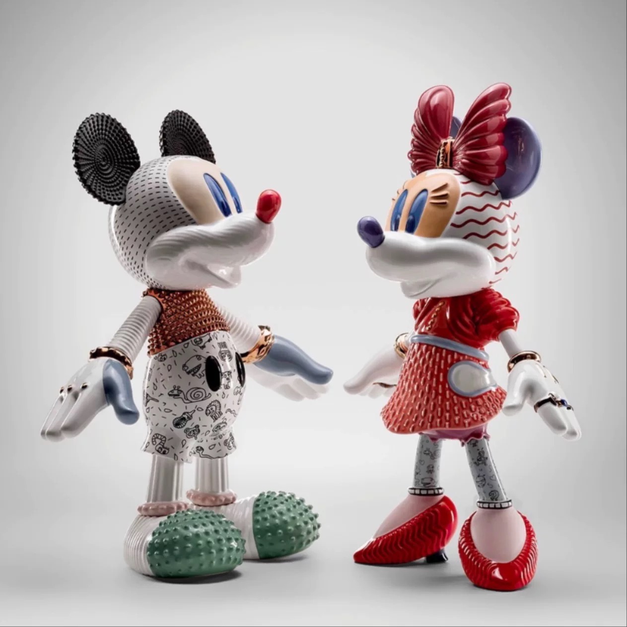 【官方授权】意大利BOSA米奇米妮迪士尼90周年限量款陶瓷礼物摆件