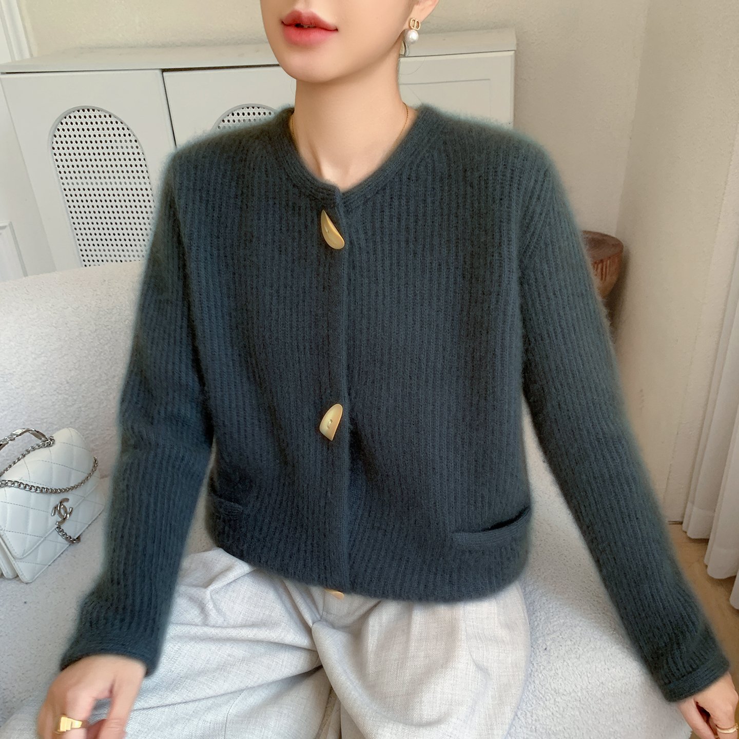 羊绒开衫女圆领毛衣加厚宽松慵懒