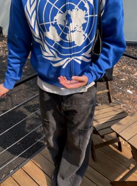 Aew 秋冬联合国创意印花重磅430G连帽宽松加绒拉链情侣卫衣