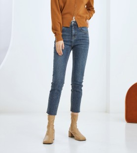 牛仔小脚九分裤 朵以2022秋装 百搭修身 专柜正品 女37DQ231092 新款