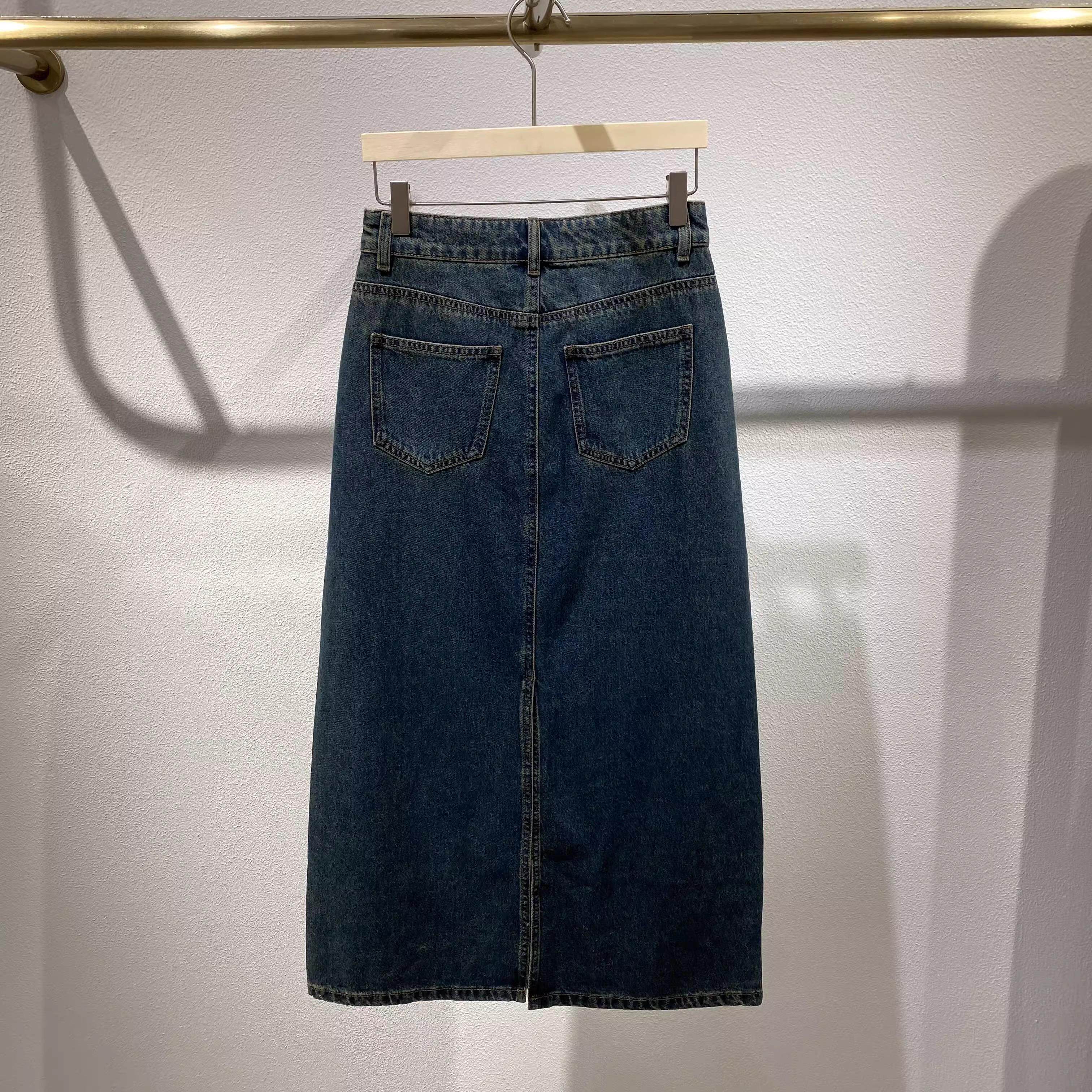 朵以2025春季新款正品百搭显瘦牛仔半身裙直筒裙40DC631035原339