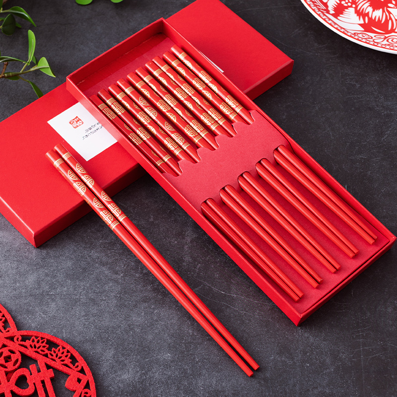 喜庆用品结婚龙凤木质红色筷婚庆夫妻红筷新居礼品喜事家用筷礼盒
