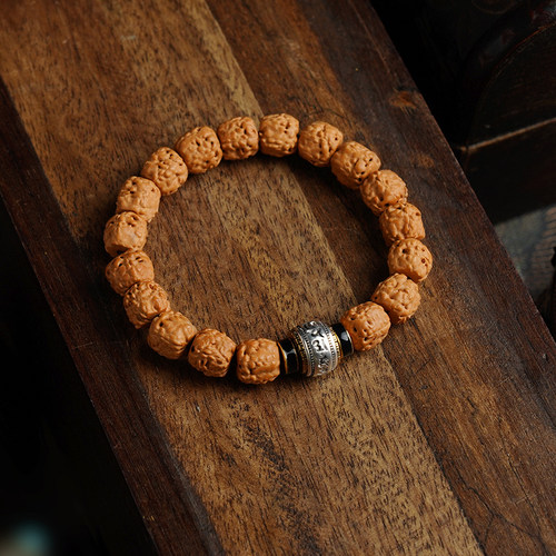 金刚菩提子盘玩三日红文玩手串