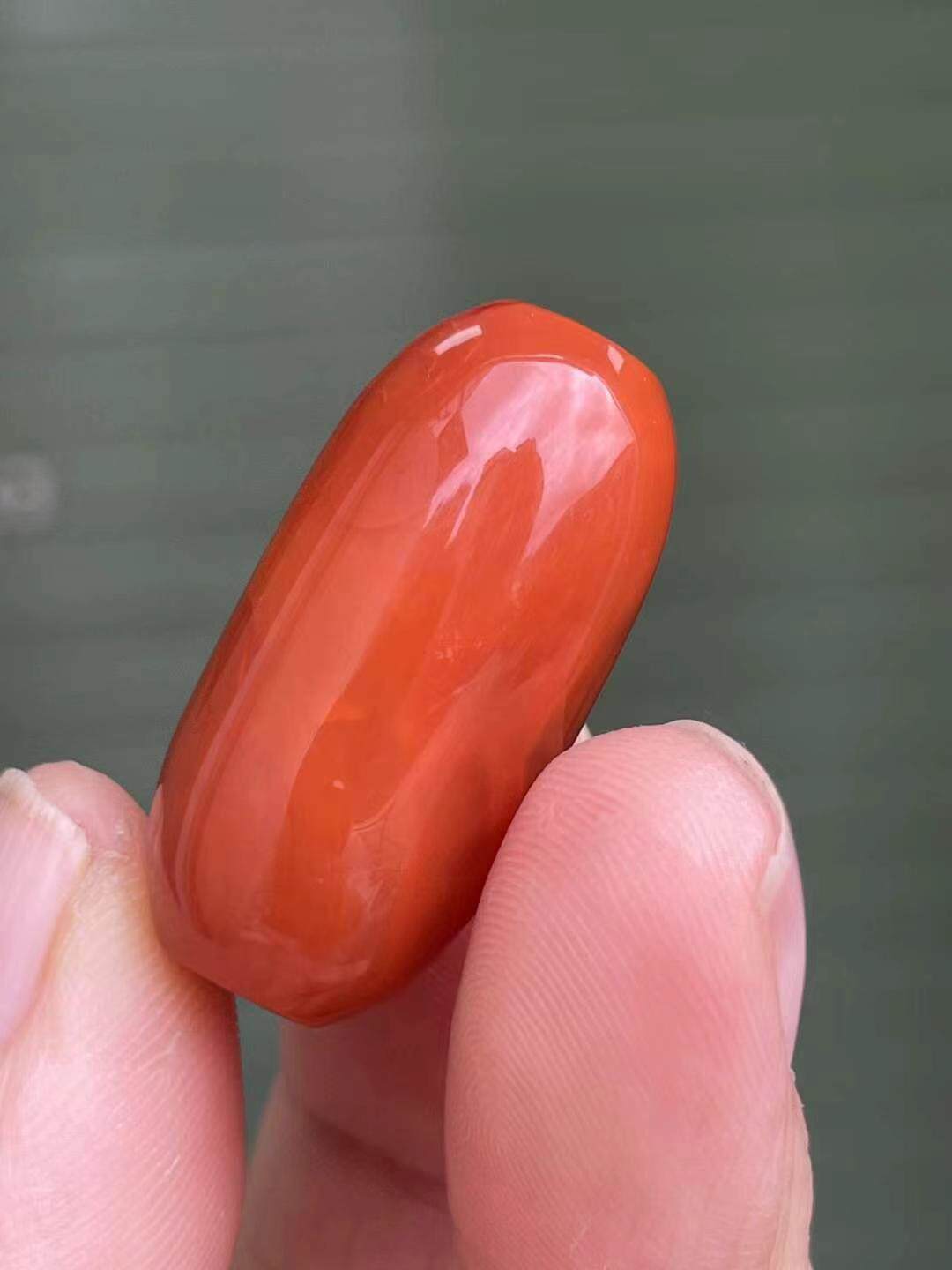 南红玛瑙天然原矿无胶无裂无烤色保山滴水洞料柿子红素面裸石蛋面